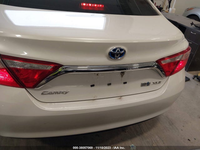 2015 TOYOTA CAMRY HYBRID XLE VIN: 4T1BD1FK0FU149341