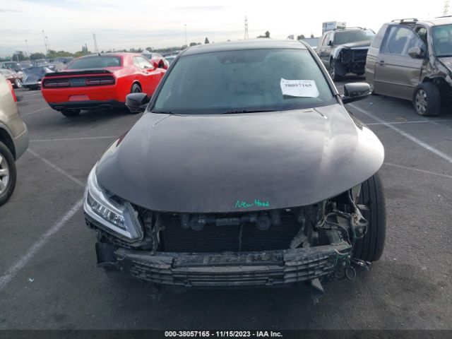 1HGCR3F9XGA025150 Honda Accord Sedan Touring