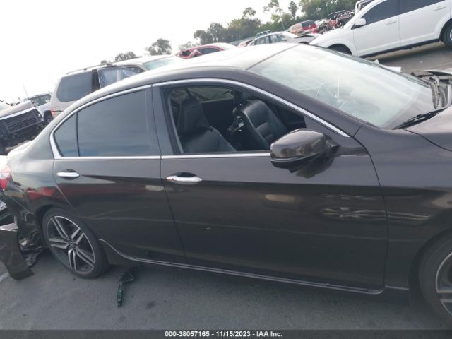 1HGCR3F9XGA025150 Honda Accord Sedan Touring