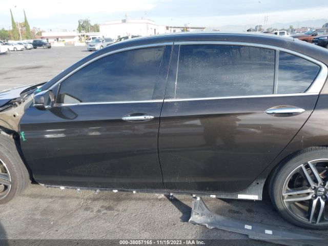 1HGCR3F9XGA025150 Honda Accord Sedan Touring