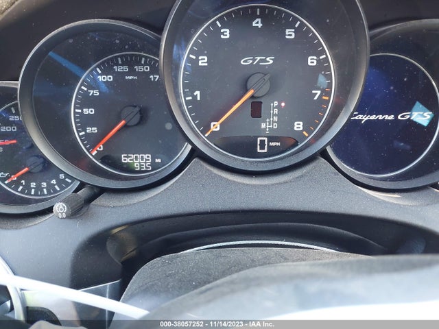 2017 PORSCHE CAYENNE WP1AD2A28HLA83156 Photo 6