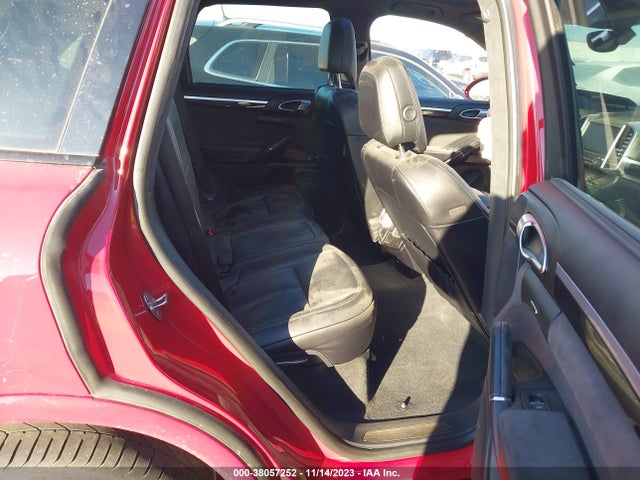 2017 PORSCHE CAYENNE WP1AD2A28HLA83156 Photo 7