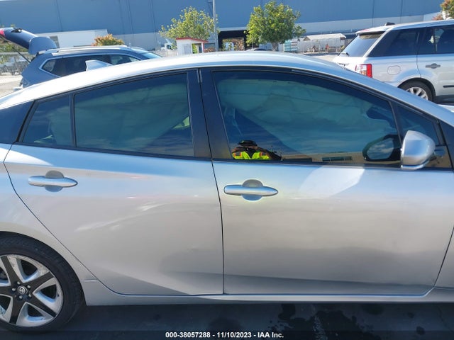 Продажа на аукционе авто 2016 Toyota Prius Four, vin: JTDKARFU0G3000352, номер лота: 38057288