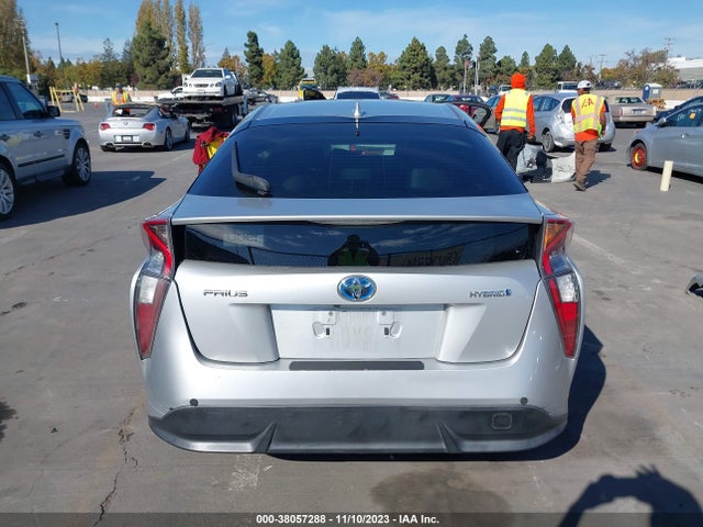 Продажа на аукционе авто 2016 Toyota Prius Four, vin: JTDKARFU0G3000352, номер лота: 38057288
