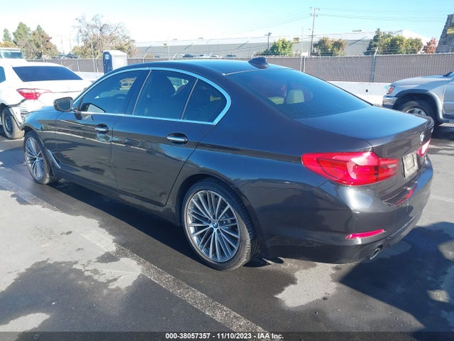 BMW 530I 2018 WBAJA5C53JWA57653 Image 3