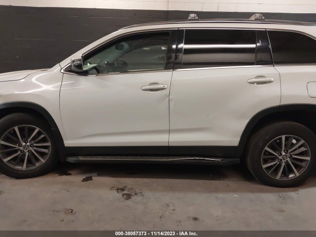 Toyota Highlander Xle 2019 5TDJZRFH2KS960528 Image 14