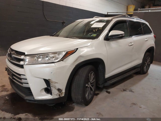 Toyota Highlander Xle 2019 5TDJZRFH2KS960528 Image 2