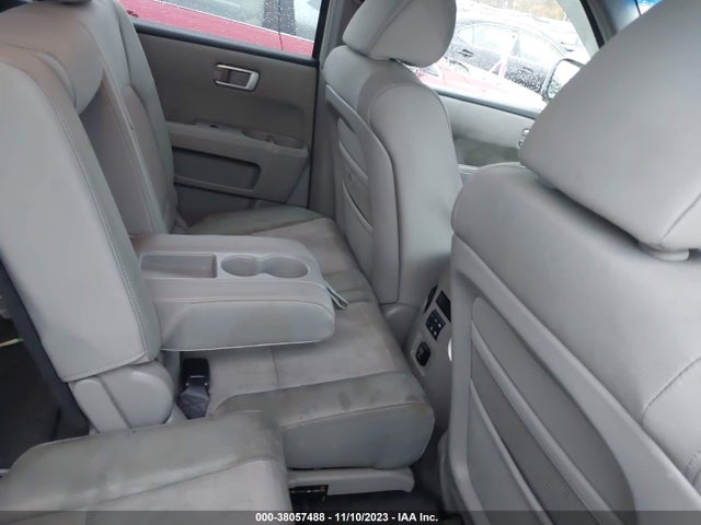 2009 HONDA PILOT EX VIN: 5FNYF384X9B009474