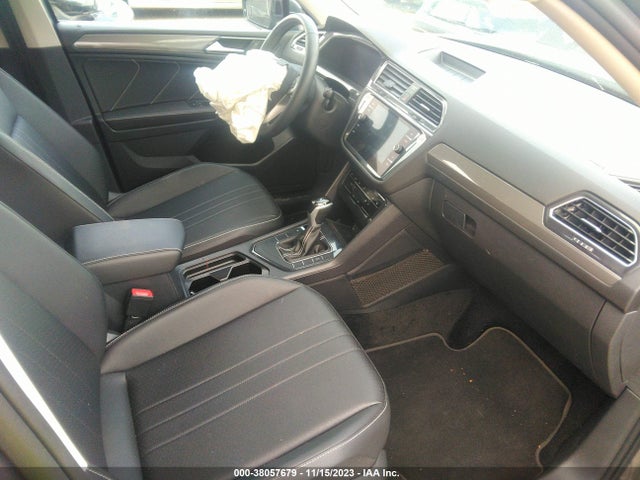 3VV3B7AX4PM026704 Volkswagen Tiguan 2.0t Se