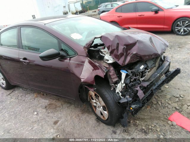 3KPFL4A72JE268674 KIA FORTE LX