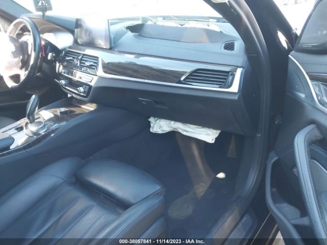 WBAJR3C06LWW76605 BMW 5 Series 530i