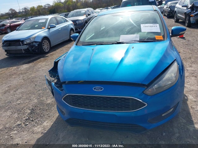 1FADP3K21GL350247 Ford 2016