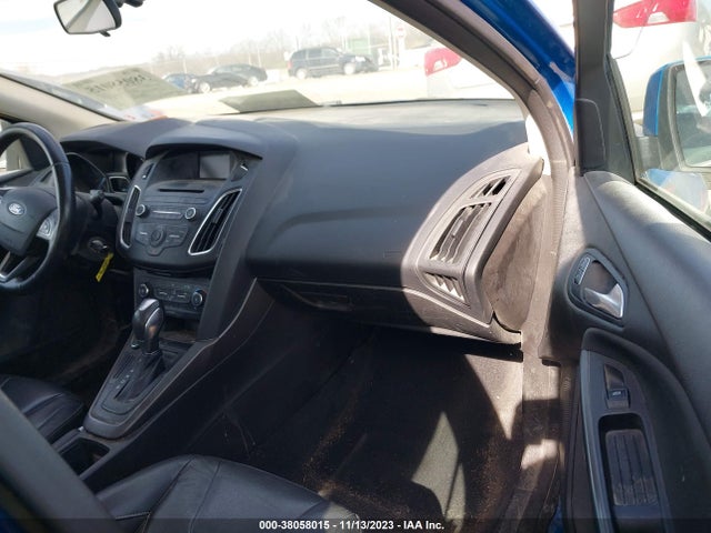 1FADP3K21GL350247 Ford 2016