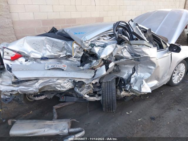 3FA6P0LU6ER103988 Ford Fusion Hybrid Se