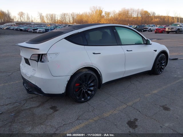 2023 TESLA MODEL Y 7SAYGDEFXPF601515 Photo 3