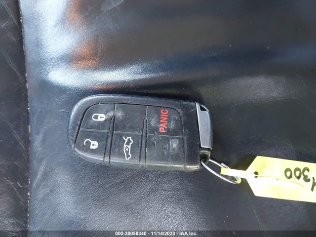 Chrysler 300 Limited 2015 2C3CCAAG7FH930170 Image 11