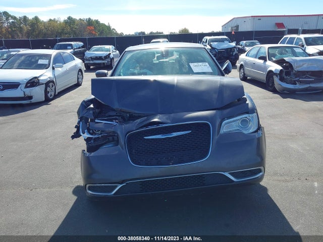 Chrysler 300 Limited 2015 2C3CCAAG7FH930170 Image 12