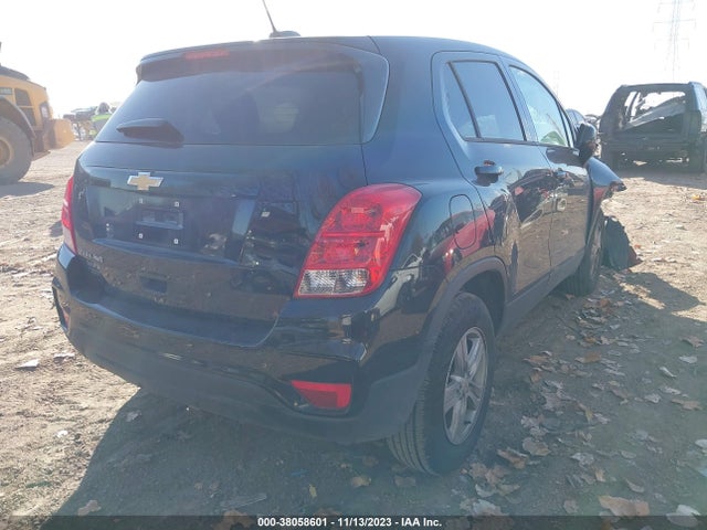 Chevrolet Trax Awd Ls 2022 KL7CJNSM4NB551466 Image 4