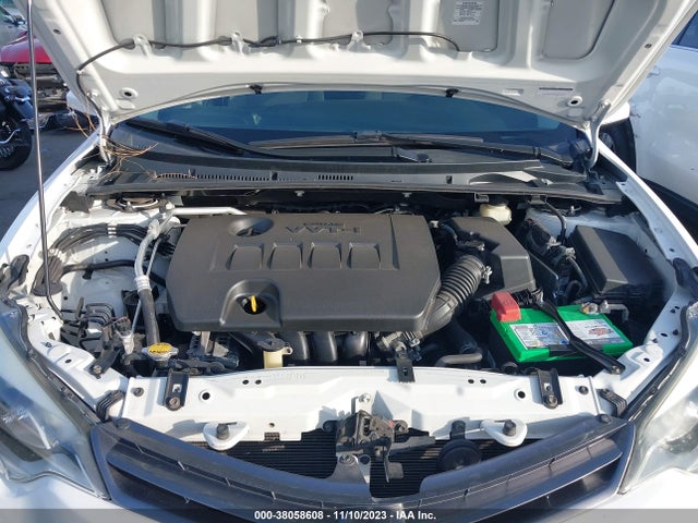 Toyota Corolla Le Plus 2015 2T1BURHE3FC261199 Image 10