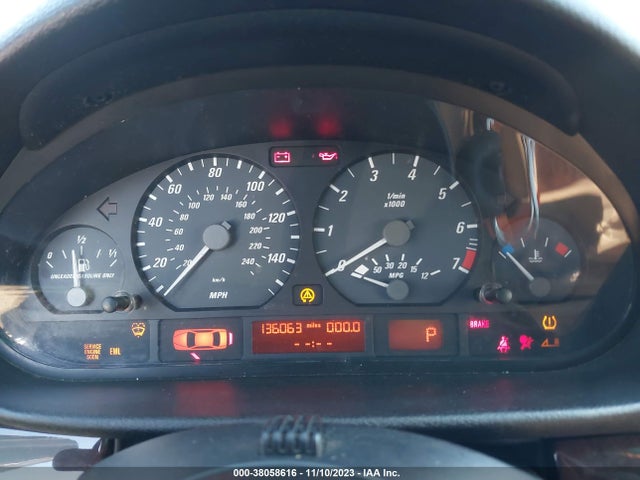 2005 BMW 325CI VIN: WBABW33415PL39711