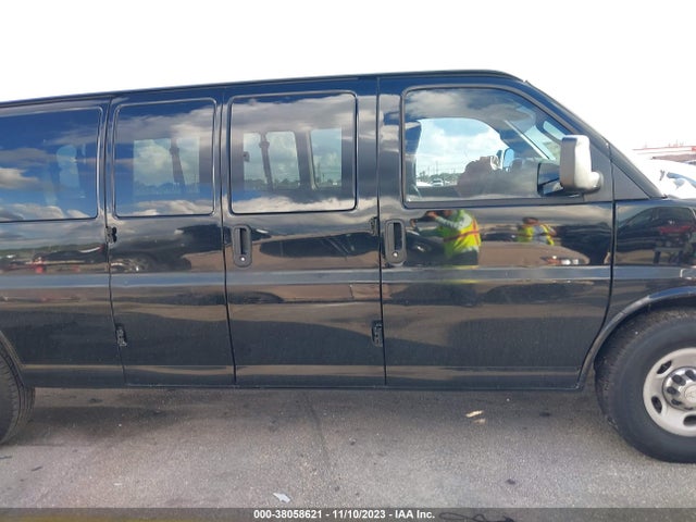 Chevrolet Express 3500 Lt 2017 1GAZGPFG2H1130103 Image 13