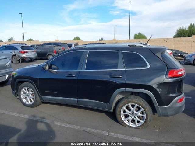 1C4PJLCB4FW553430 Jeep Cherokee Latitude