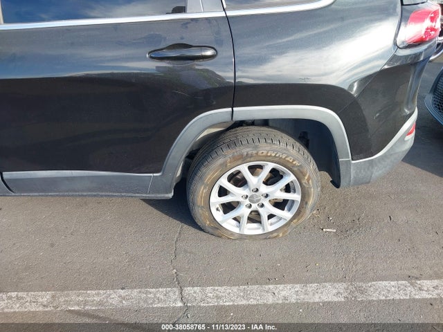 1C4PJLCB4FW553430 Jeep Cherokee Latitude