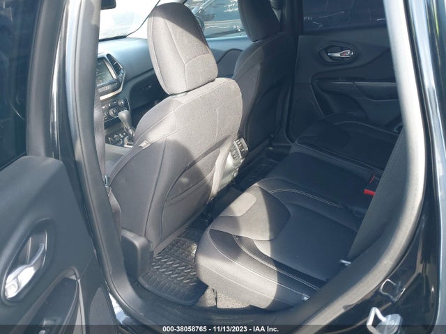 1C4PJLCB4FW553430 Jeep Cherokee Latitude