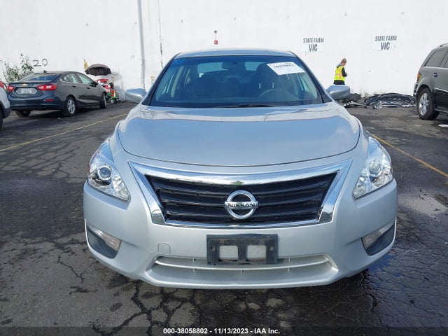 2015 NISSAN ALTIMA 2.5 SL/2.5 SV/2.5/2.5 S VIN: 1N4AL3AP4FN894093