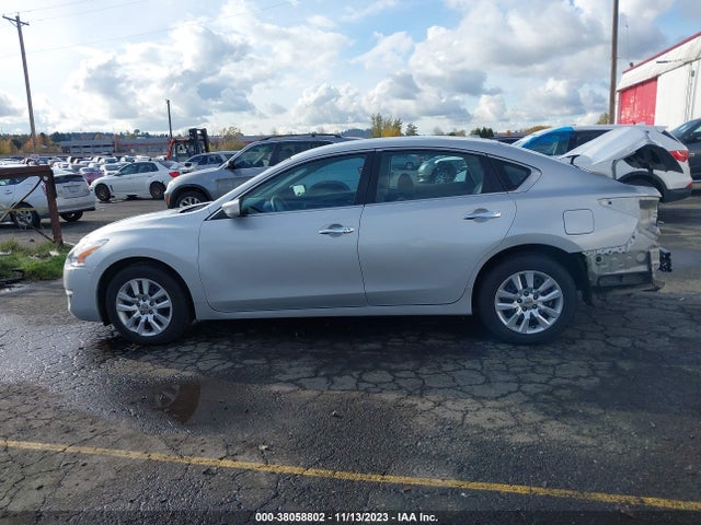 2015 NISSAN ALTIMA 2.5 SL/2.5 SV/2.5/2.5 S VIN: 1N4AL3AP4FN894093