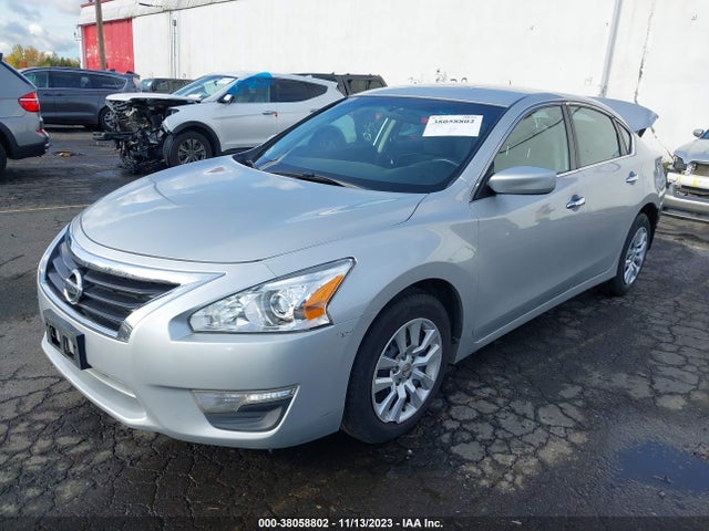 2015 NISSAN ALTIMA 2.5 SL/2.5 SV/2.5/2.5 S VIN: 1N4AL3AP4FN894093