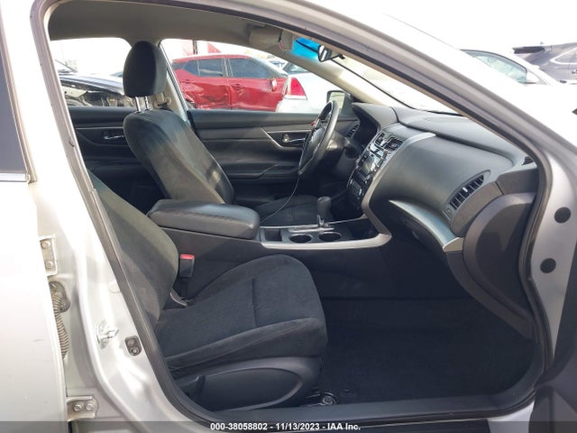 2015 NISSAN ALTIMA 2.5 SL/2.5 SV/2.5/2.5 S VIN: 1N4AL3AP4FN894093