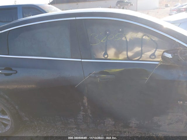 Chevrolet MALIBU LT 2018 1G1ZD5ST6JF243867 Image 13