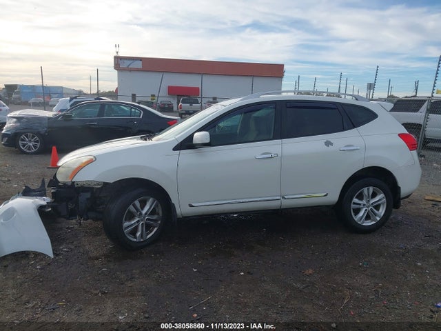 38058860 :رقم المزاد ، JN8AS5MT5DW522615 vin ، 2013 Nissan Rogue Sv مزاد بيع