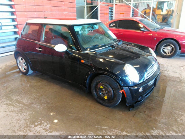 2006 MINI COOPER WMWRC33586TK65745 Photo 0