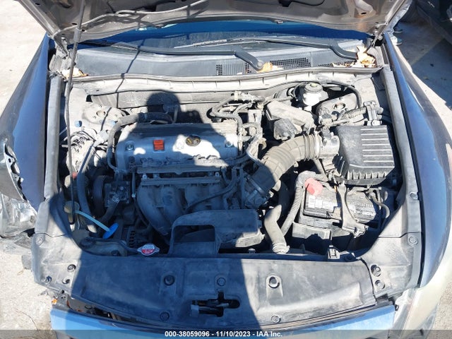 38059096 :رقم المزاد ، 1HGCP2F69BA046554 vin ، 2011 Honda Accord 2.4 Se مزاد بيع