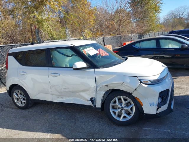 KNDJ23AU9M7750379 KIA SOUL S