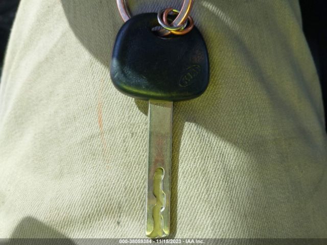 3KPA24AB4KE211363 KIA RIO LX