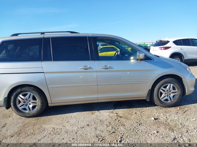 2005 HONDA ODYSSEY EX-L VIN: 5FNRL38615B057812