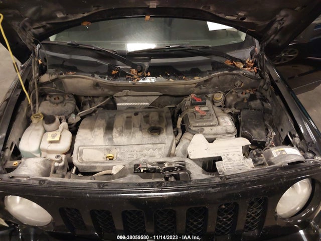 1C4NJRFB1ED731116 Jeep Patriot Latitude