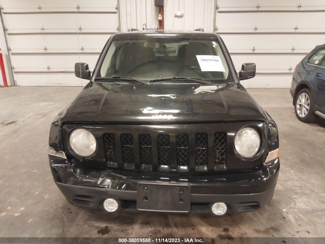 1C4NJRFB1ED731116 Jeep Patriot Latitude