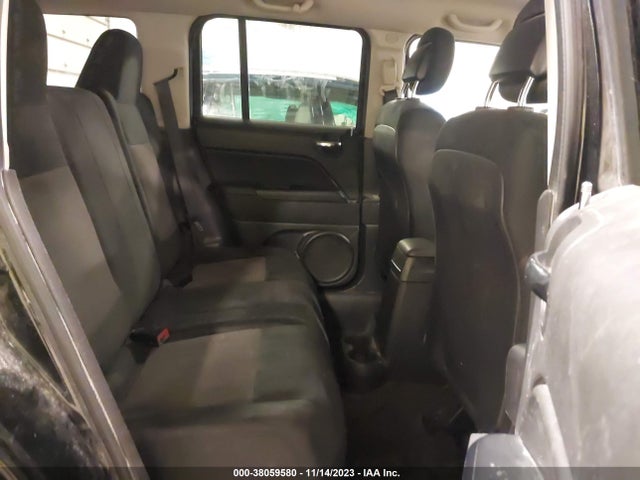 1C4NJRFB1ED731116 Jeep Patriot Latitude