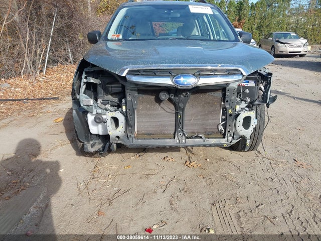 2018 SUBARU FORESTER 2.5I VIN: JF2SJABC8JH617511