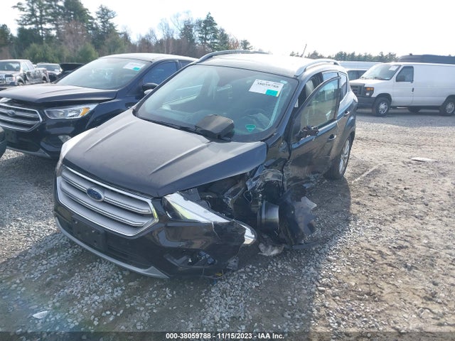 Ford Escape Titanium 2018 1FMCU9J91JUA68297 Image 2