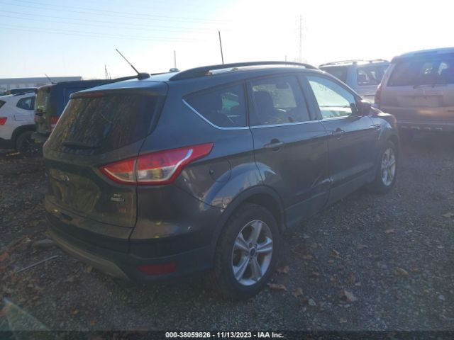 1FMCU9GX3GUB76094 Ford ESCAPE SE