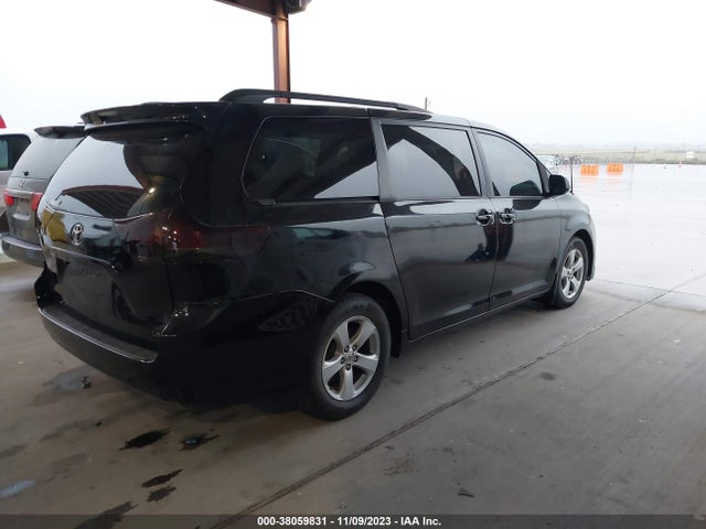 2014 TOYOTA SIENNA LE VIN: 5TDKK3DC5ES429034