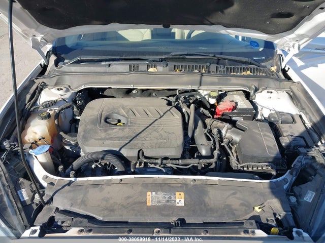 2014 FORD FUSION SE VIN: 3FA6P0HD9ER142017