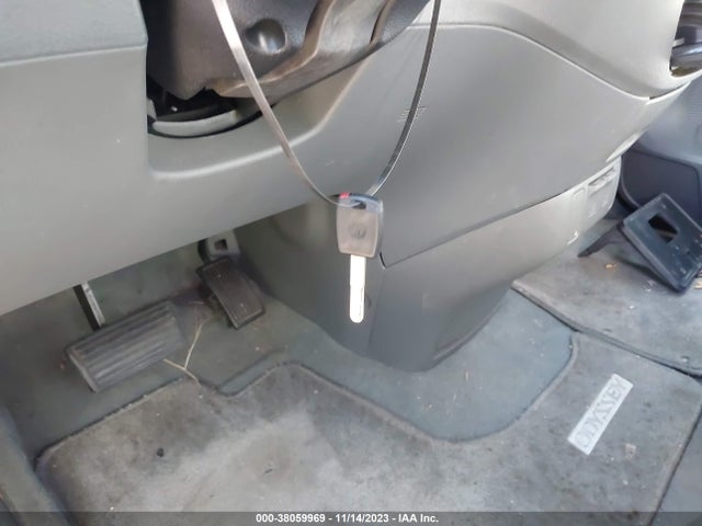 2006 HONDA ODYSSEY LX VIN: 5FNRL38246B118097
