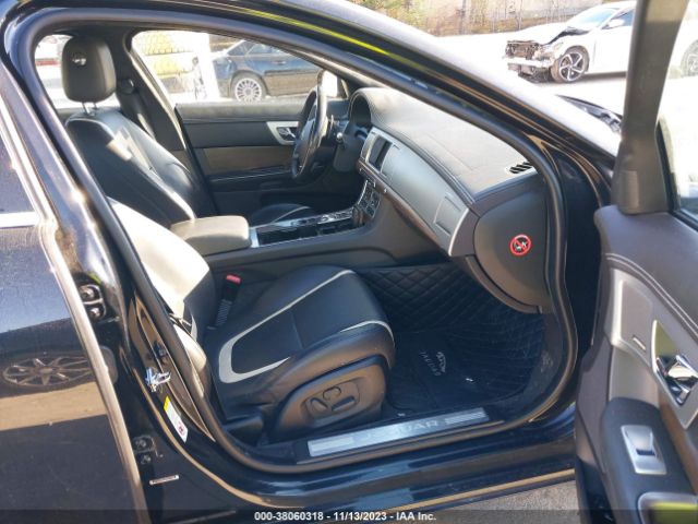 SAJWJ0EF2E8U17344 Jaguar Xf V6 Sc