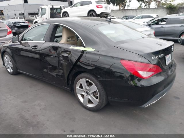 2018 MERCEDES-BENZ CLA WDDSJ4EB8JN583015 Photo 2
